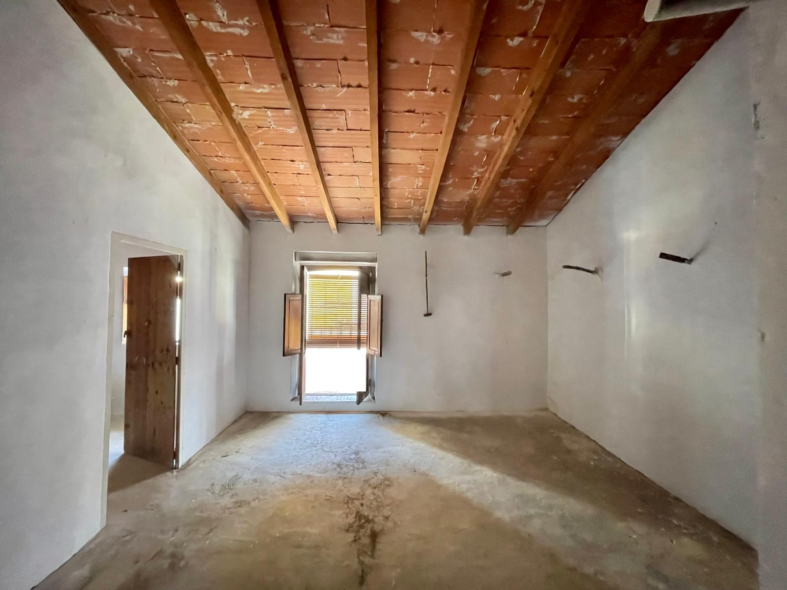2-1LU3WOD - Authentic Village House with Building License and Approved Project for Sale in Jesús Pobre