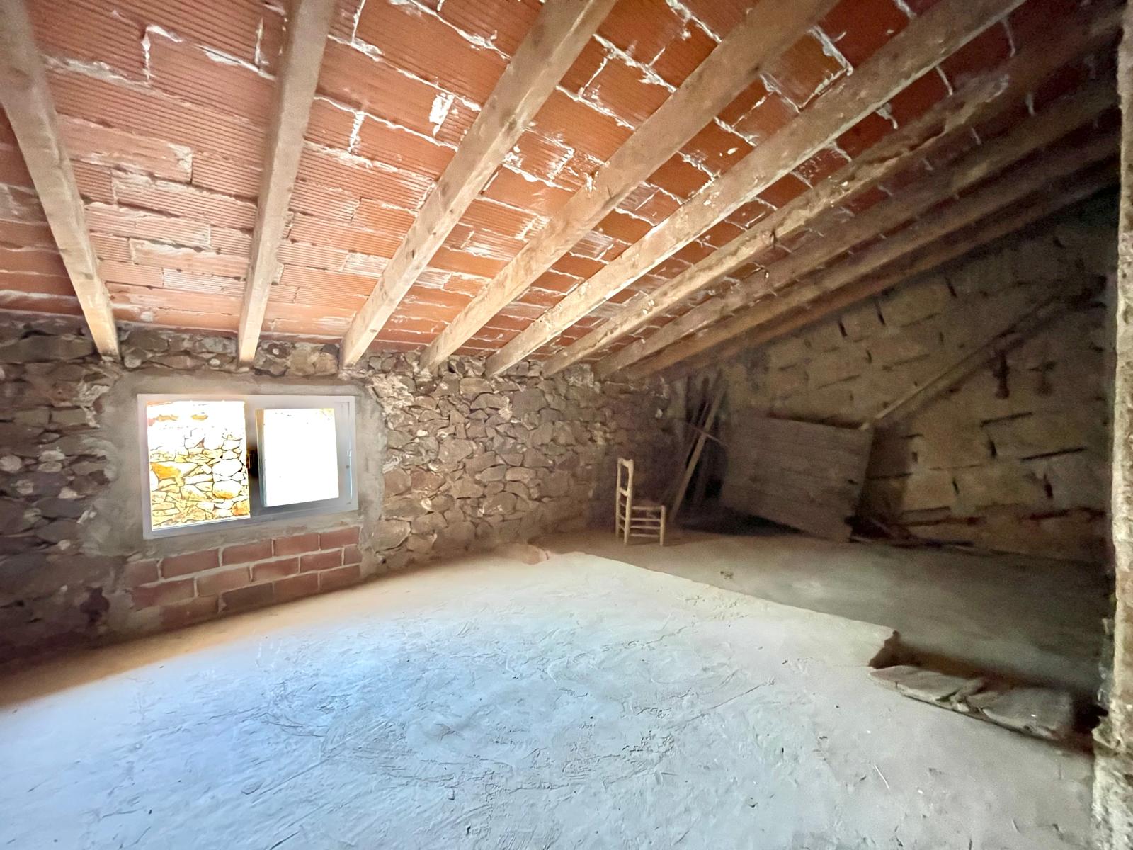 2-1LU3WOD - Authentic Village House with Building License and Approved Project for Sale in Jesús Pobre