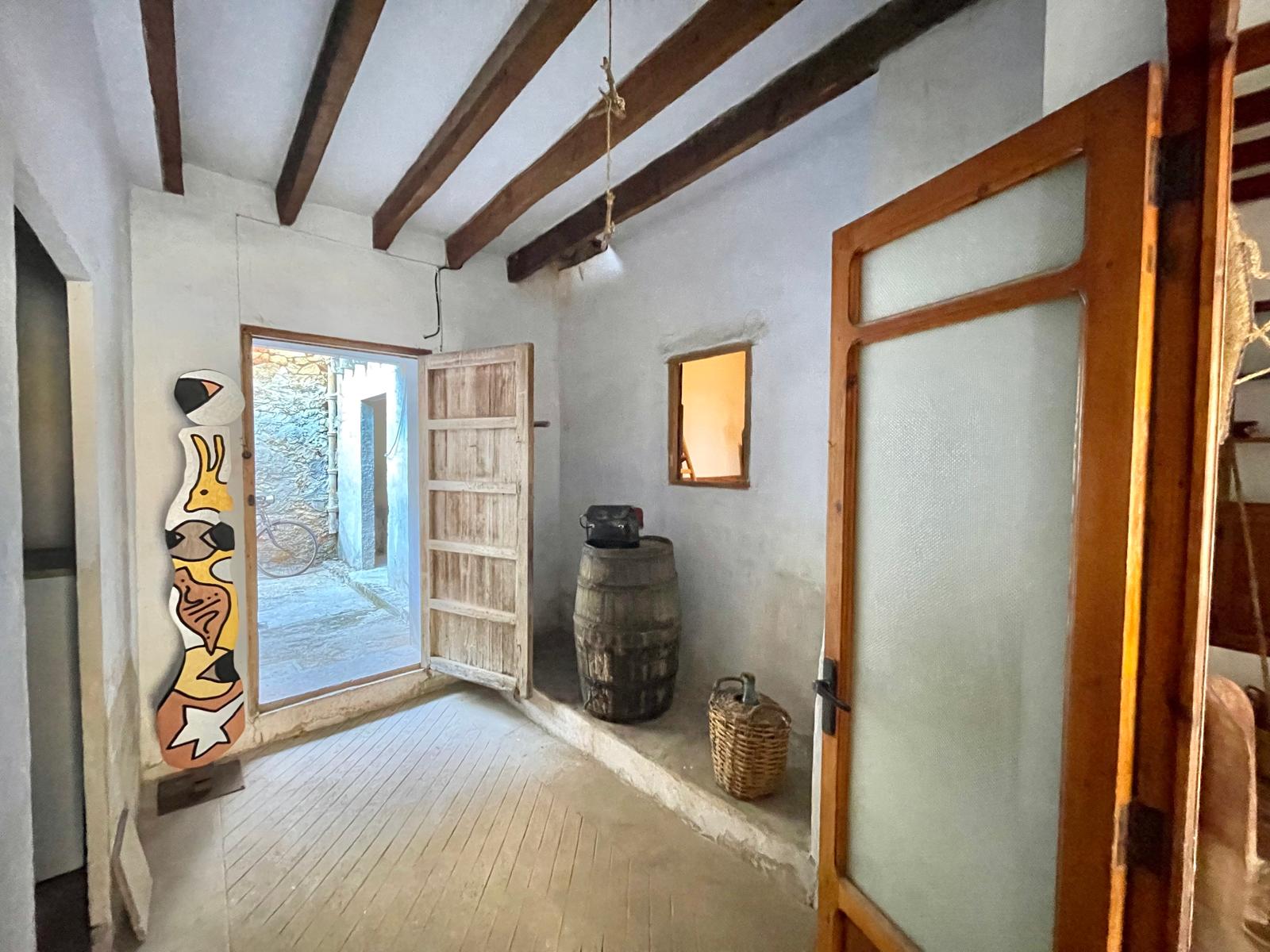 2-1LU3WOD - Authentic Village House with Building License and Approved Project for Sale in Jesús Pobre