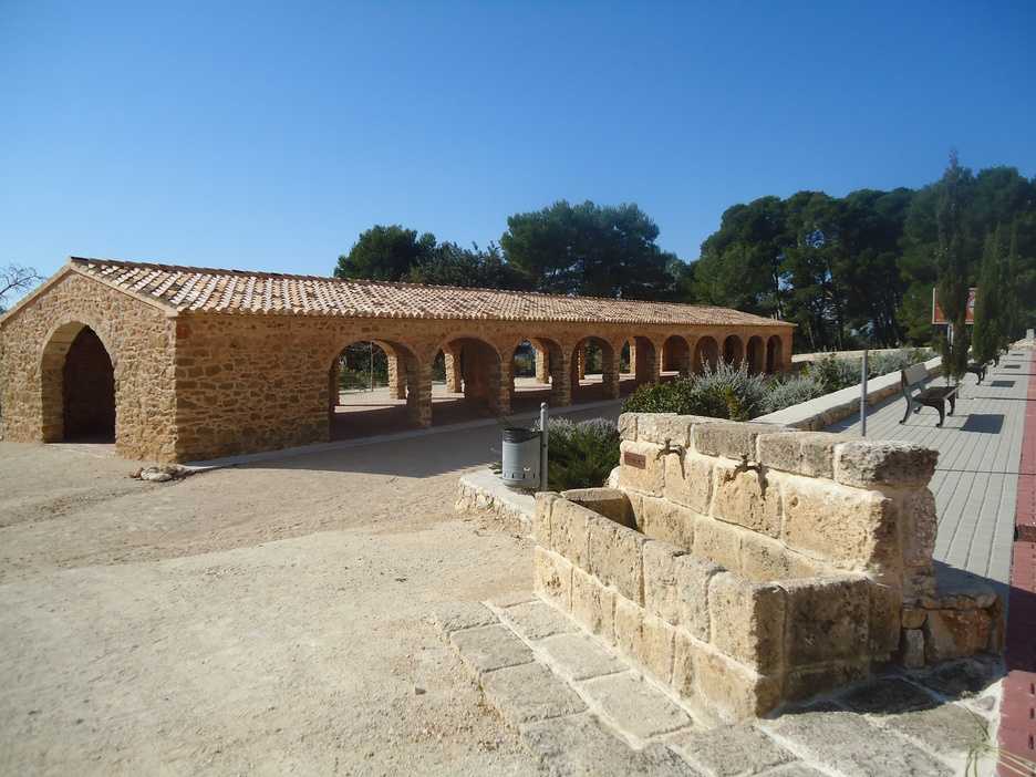 2-1LU3WOD - Authentic Village House with Building License and Approved Project for Sale in Jesús Pobre