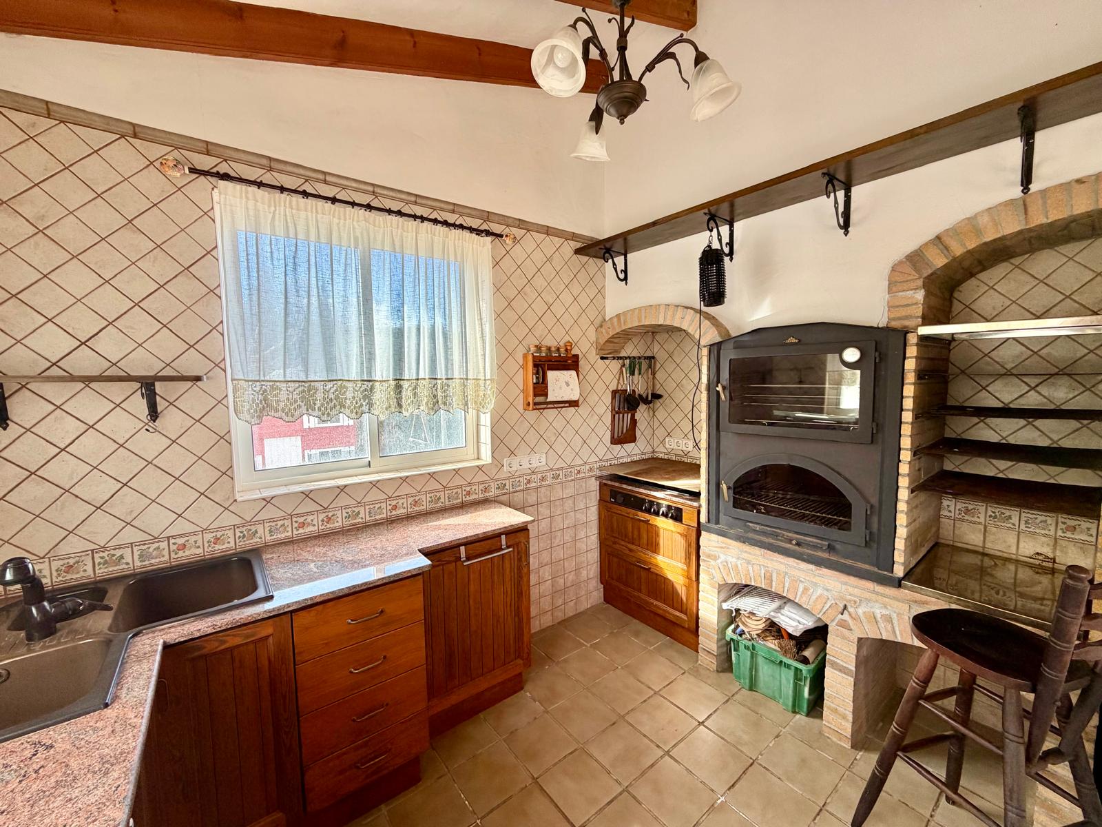 2-LQU0WV - Dream Villa for Sale, in the Heart of Nature with Guest Apartment