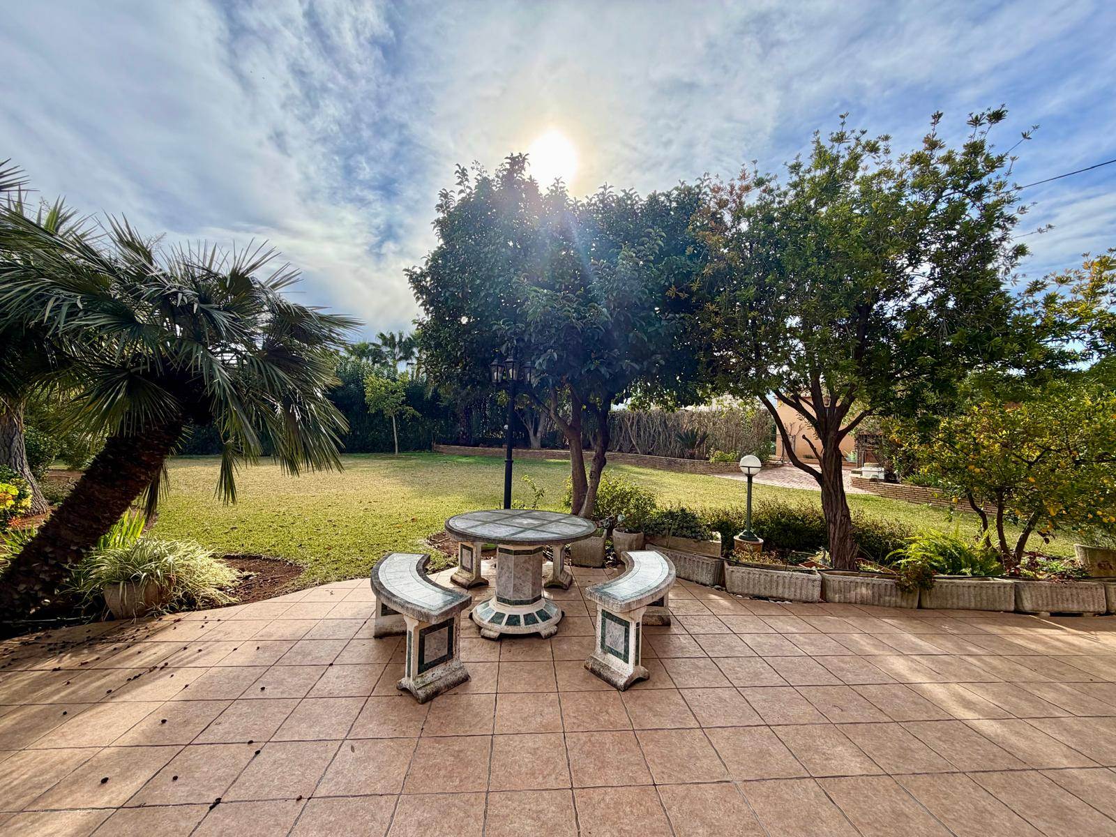 2-LQU0WV - Dream Villa for Sale, in the Heart of Nature with Guest Apartment