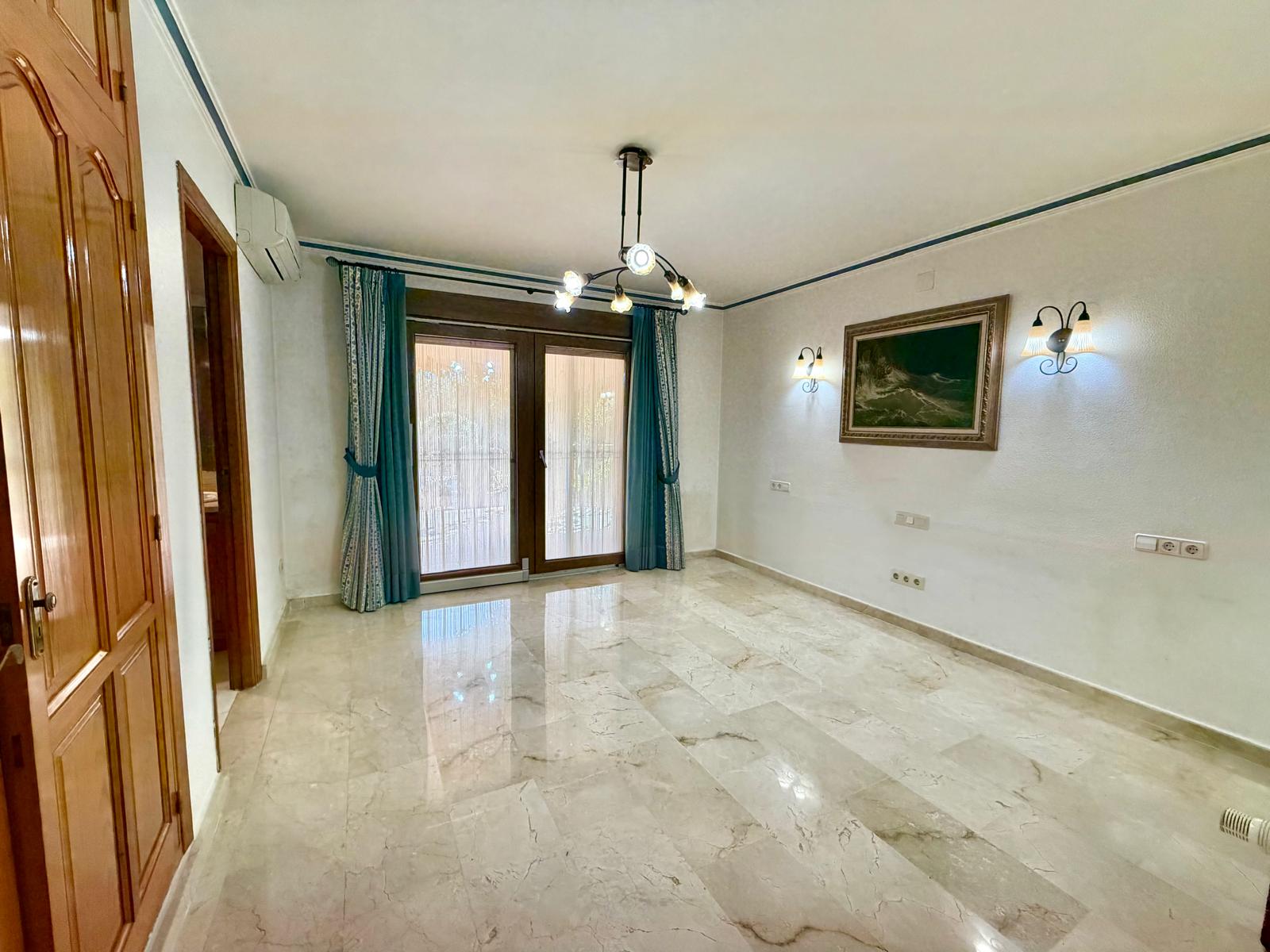 2-LQU0WV - Dream Villa for Sale, in the Heart of Nature with Guest Apartment