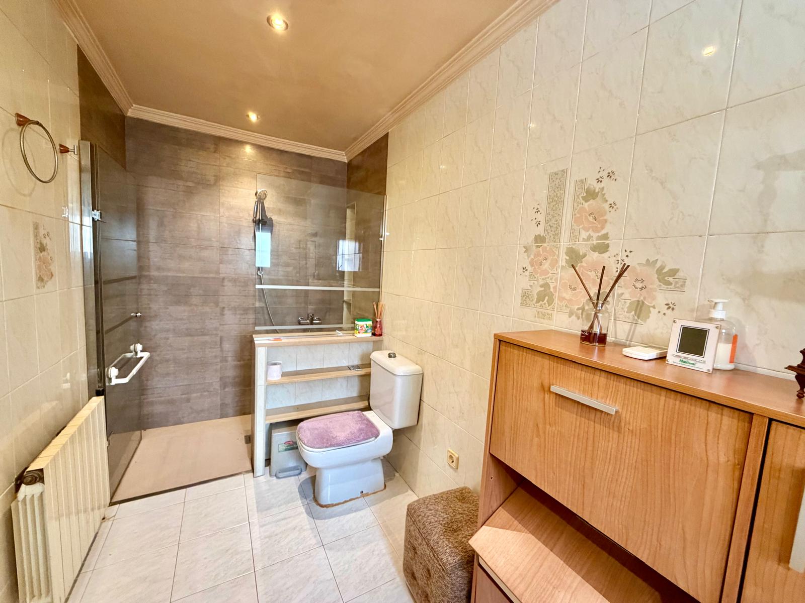 2-LQU0WV - Dream Villa for Sale, in the Heart of Nature with Guest Apartment