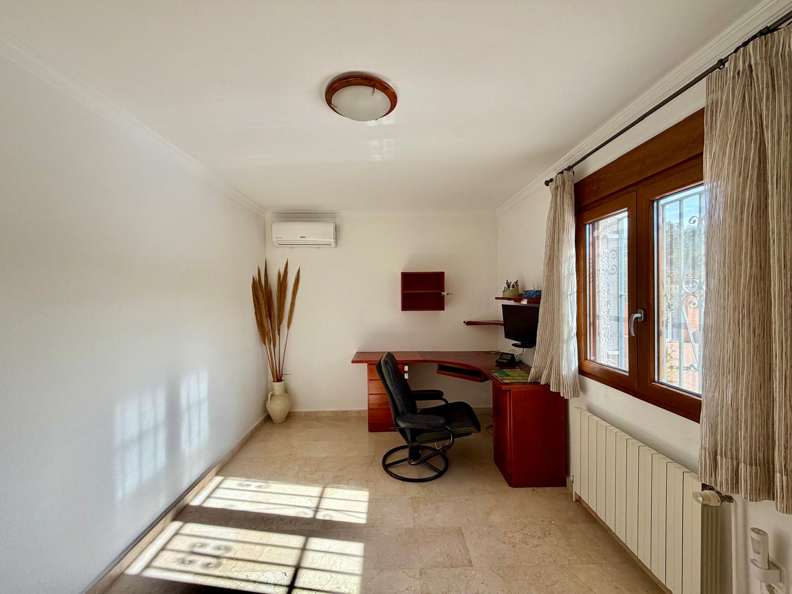2-LQU0WV - Dream Villa for Sale, in the Heart of Nature with Guest Apartment