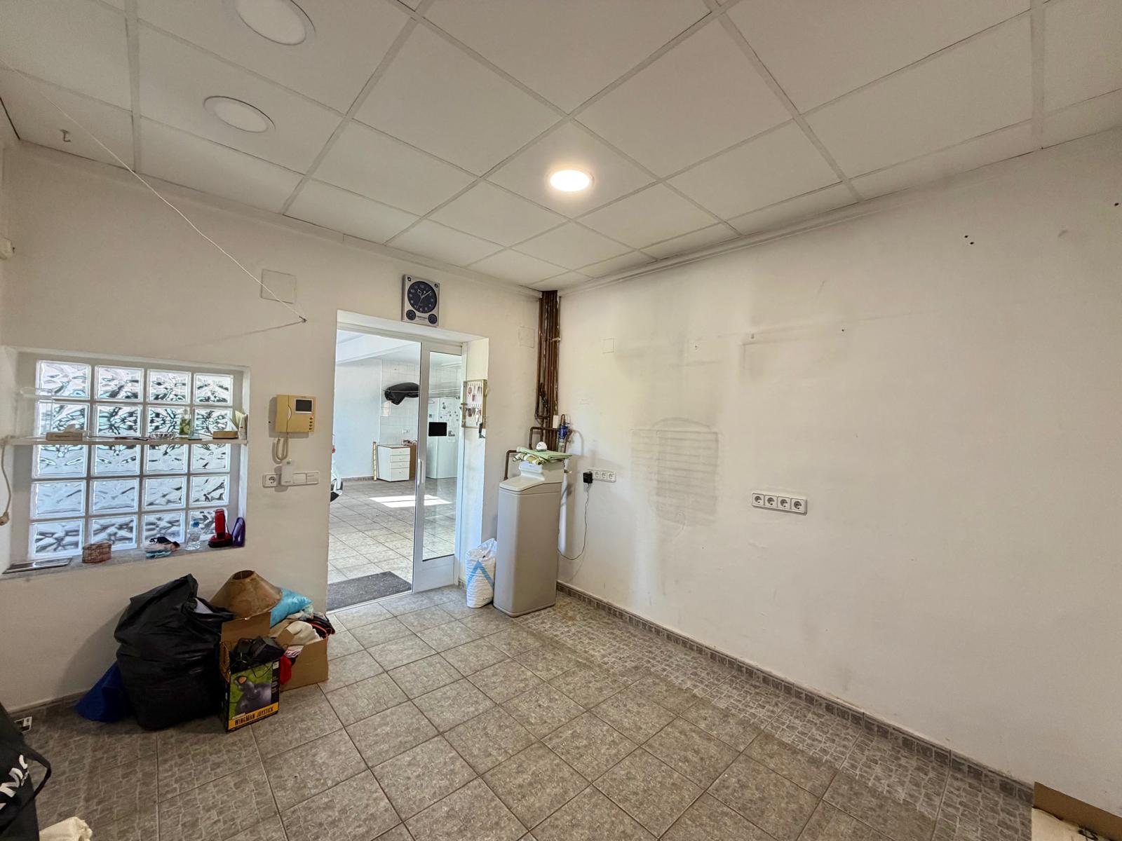 2-LQU0WV - Dream Villa for Sale, in the Heart of Nature with Guest Apartment
