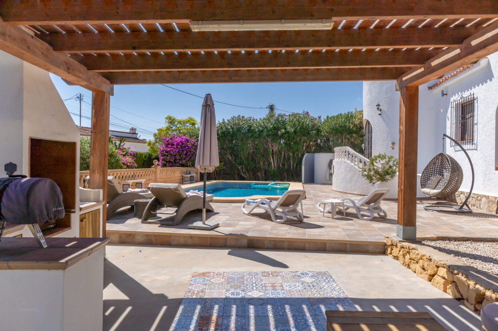 Villa en venta en Benissa sobre parcela plana a pocos metros de la playa La Fustera - 3