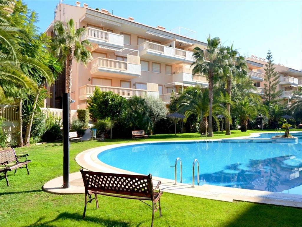 2-1QJZOVI - Erdgeschosswohnung mit 3 Schlafzimmern zum Verkauf, nur wenige Meter vom Strand von Javea entfernt