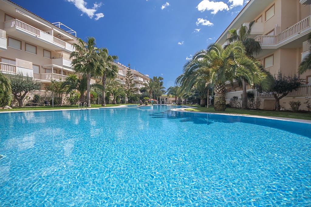 2-1QJZOVI - Erdgeschosswohnung mit 3 Schlafzimmern zum Verkauf, nur wenige Meter vom Strand von Javea entfernt