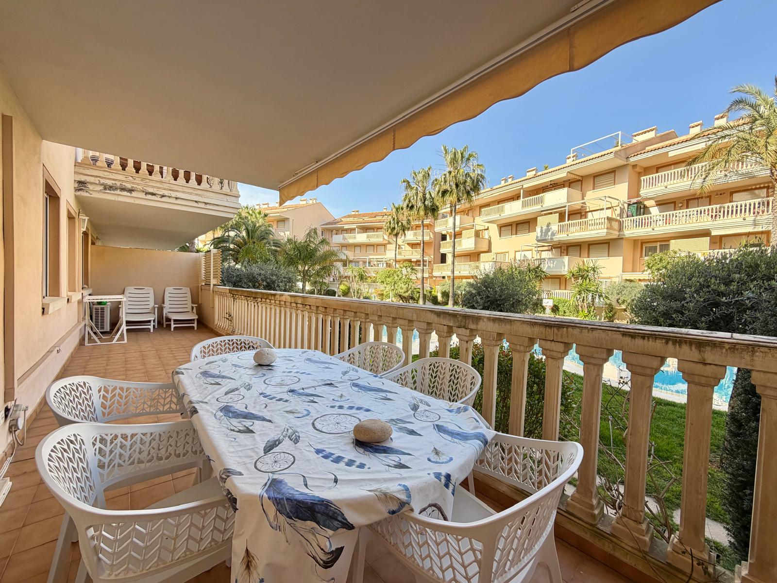 2-1QJZOVI - Erdgeschosswohnung mit 3 Schlafzimmern zum Verkauf, nur wenige Meter vom Strand von Javea entfernt