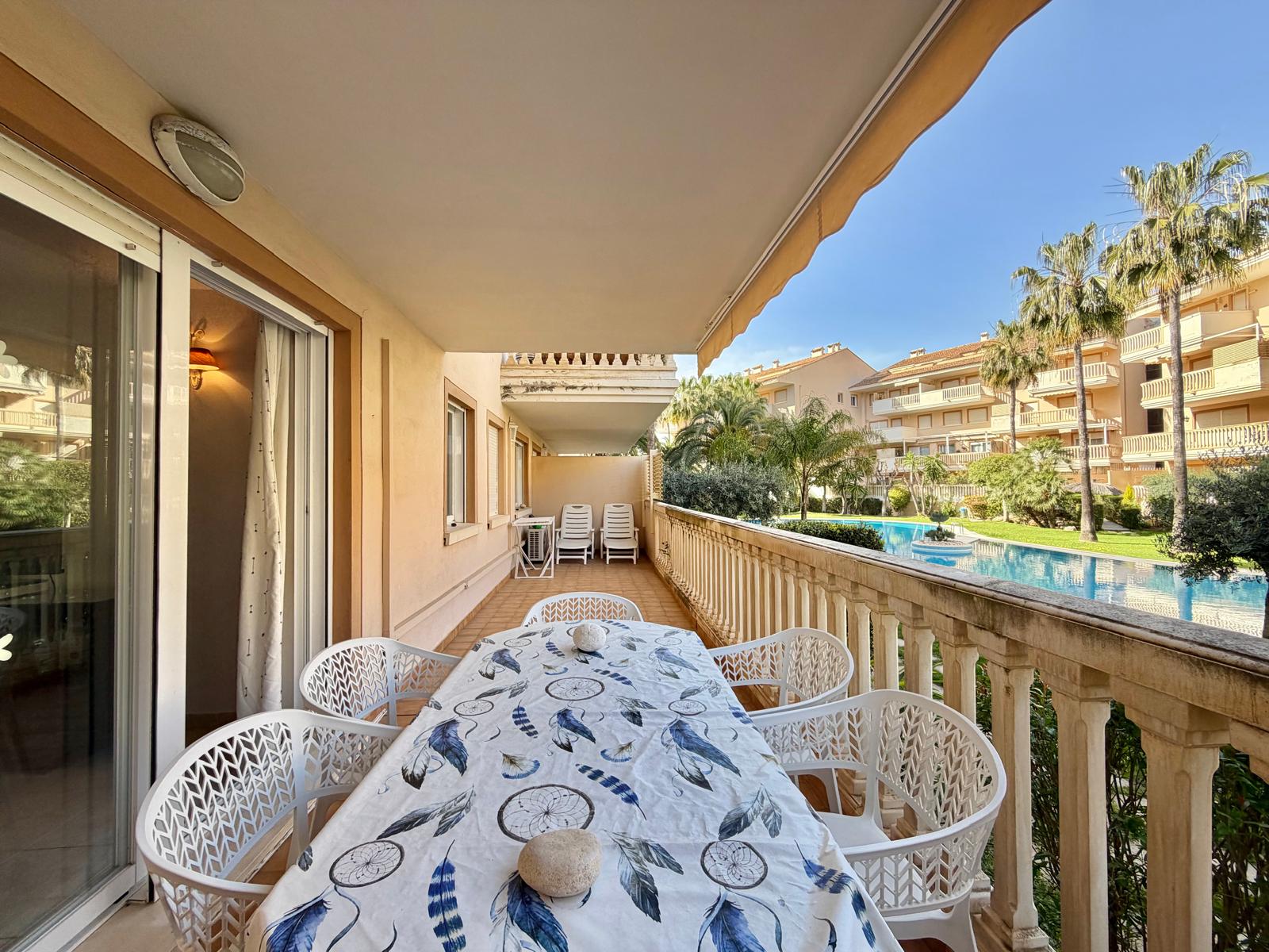2-1QJZOVI - Erdgeschosswohnung mit 3 Schlafzimmern zum Verkauf, nur wenige Meter vom Strand von Javea entfernt