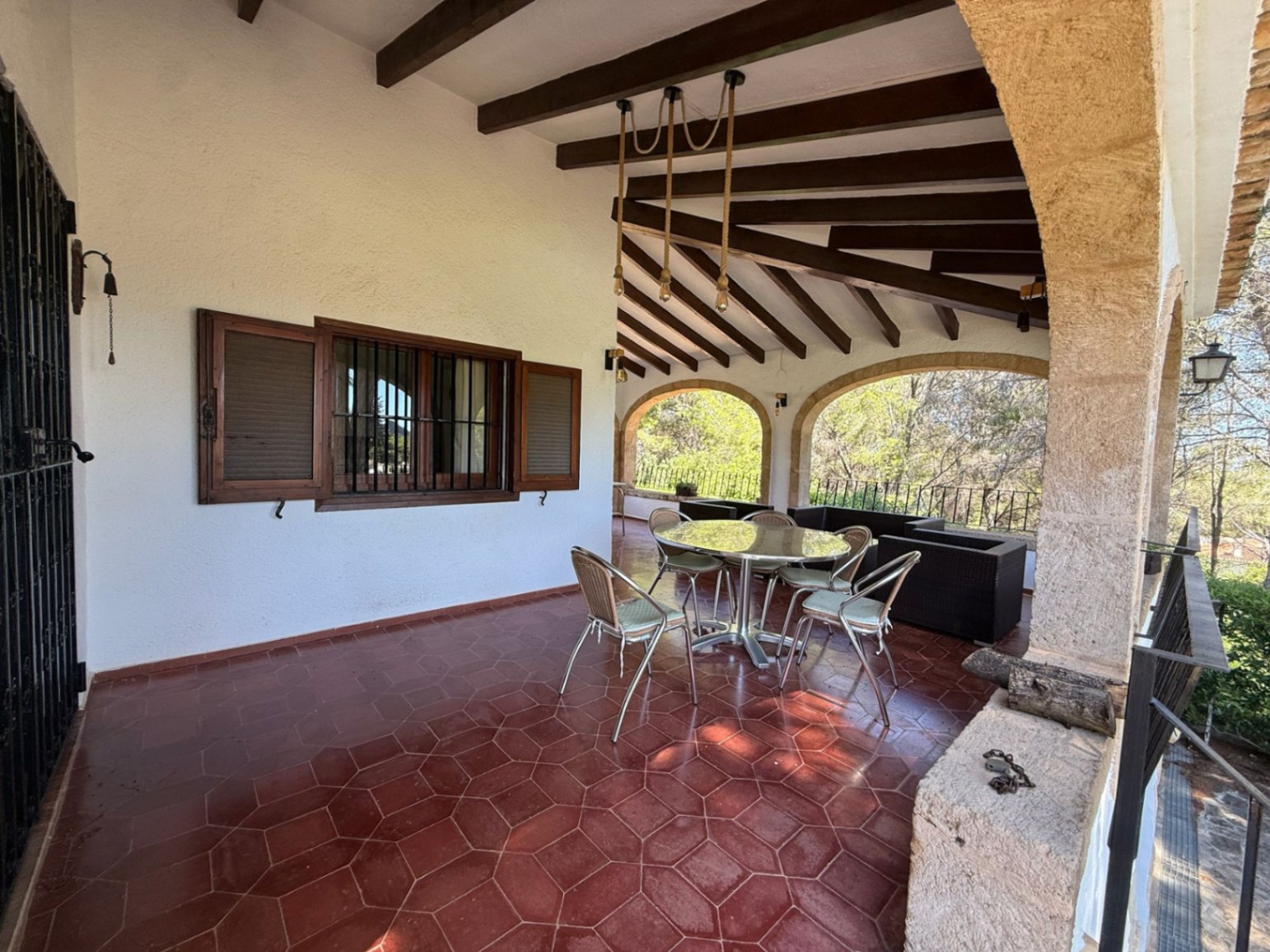 2-4B8K79 - Traditional villa for sale in Javea just a few meters from Arenal beach.