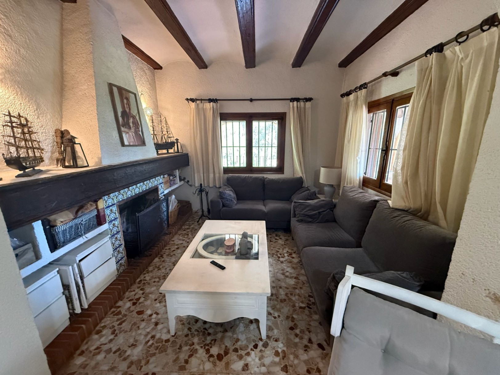 2-4B8K79 - Traditional villa for sale in Javea just a few meters from Arenal beach.
