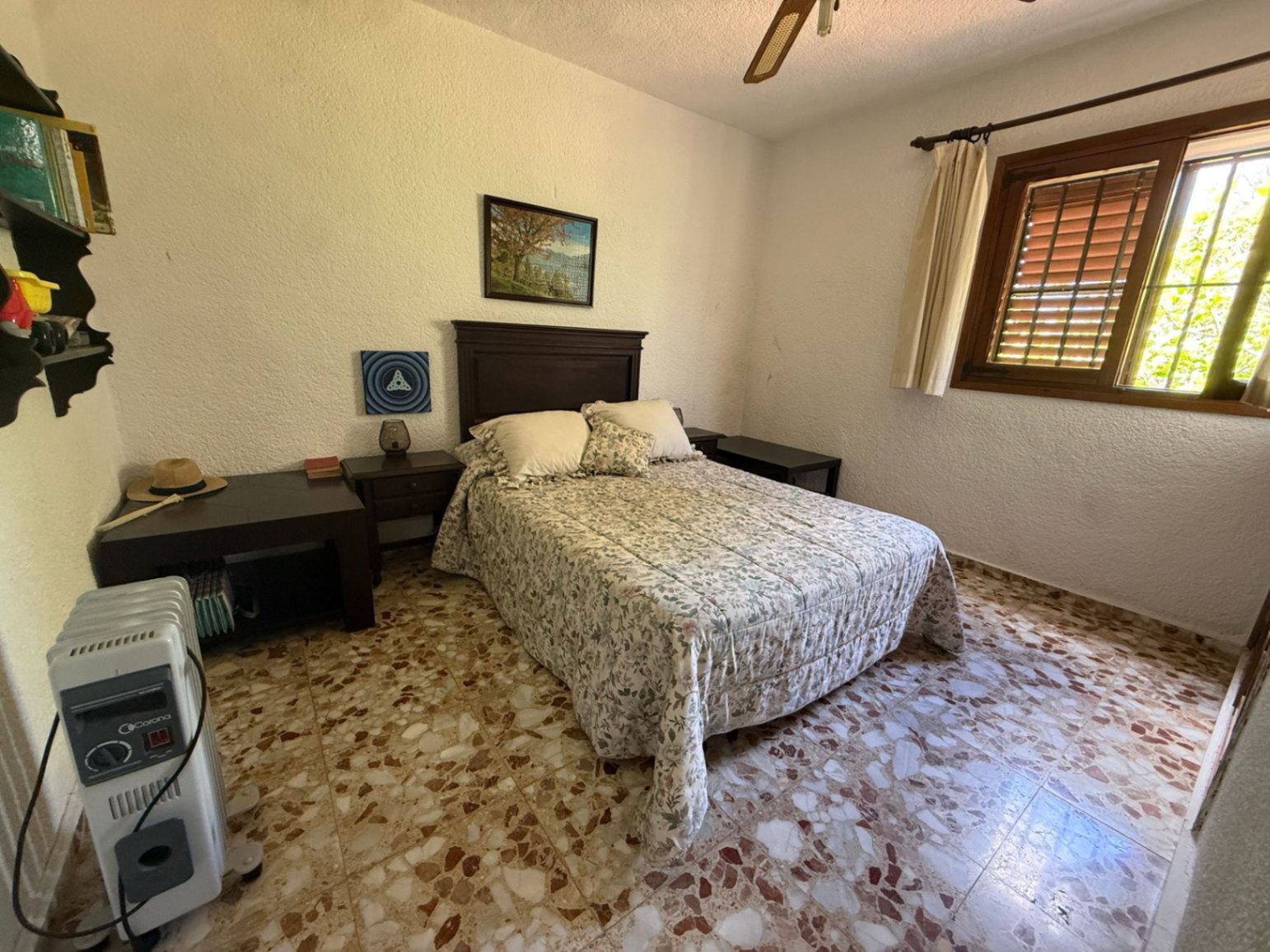 2-4B8K79 - Traditional villa for sale in Javea just a few meters from Arenal beach.
