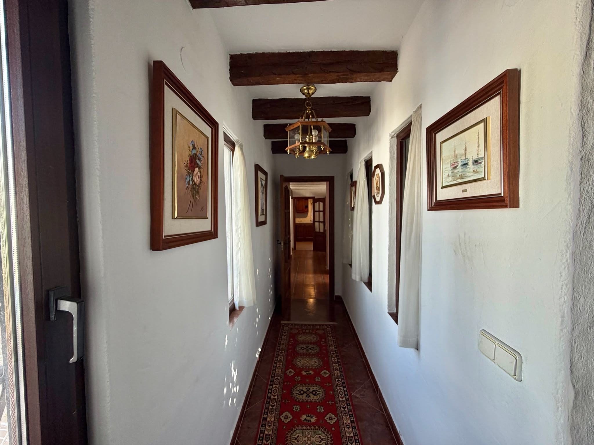 2-1ADI3P4 - Charming traditional-style chalet for sale on the beachfront in Denia.