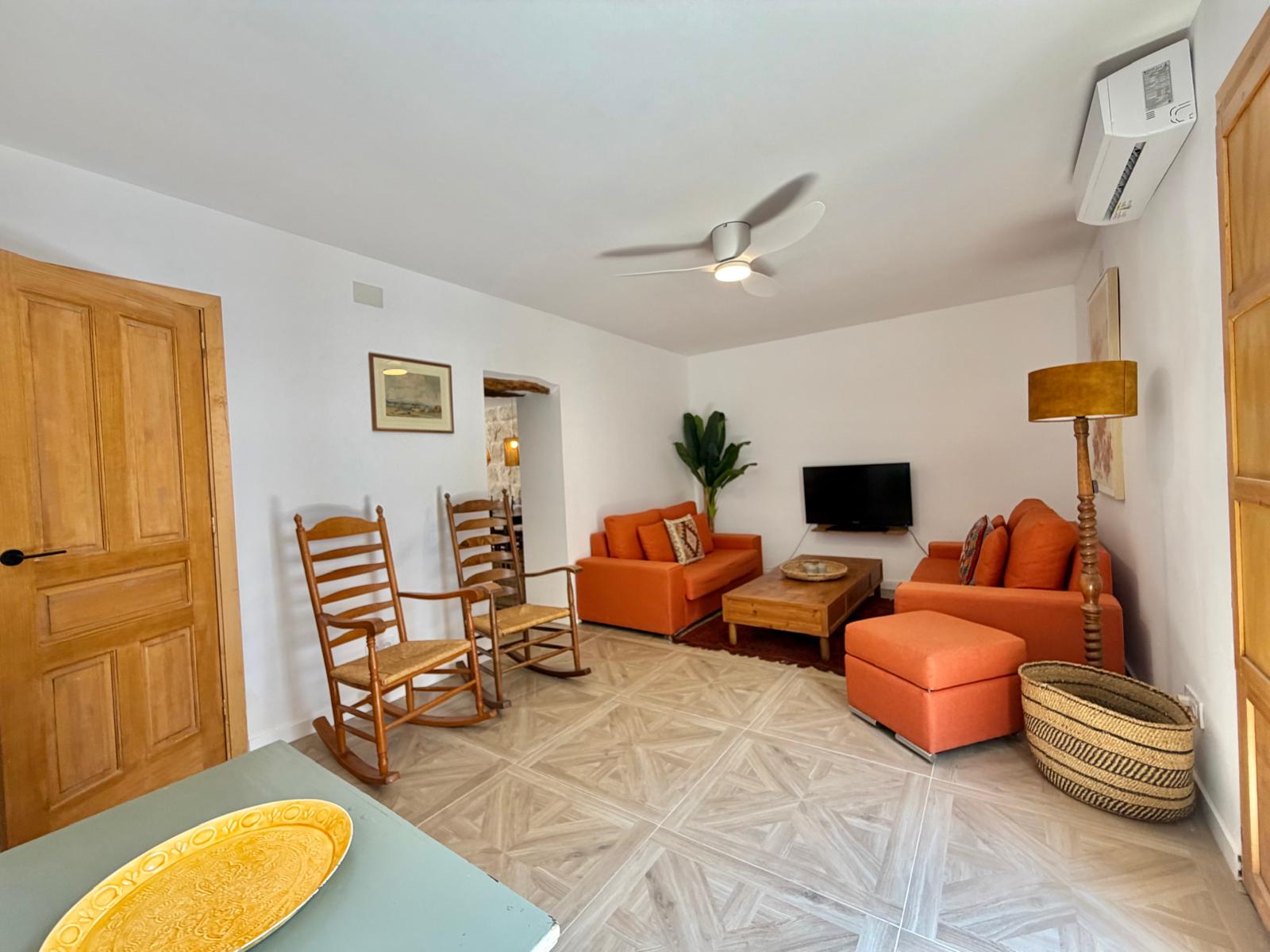 2-1YSL4C8 - Exklusives, vollständig renoviertes Dorfhaus zum Verkauf in Javea