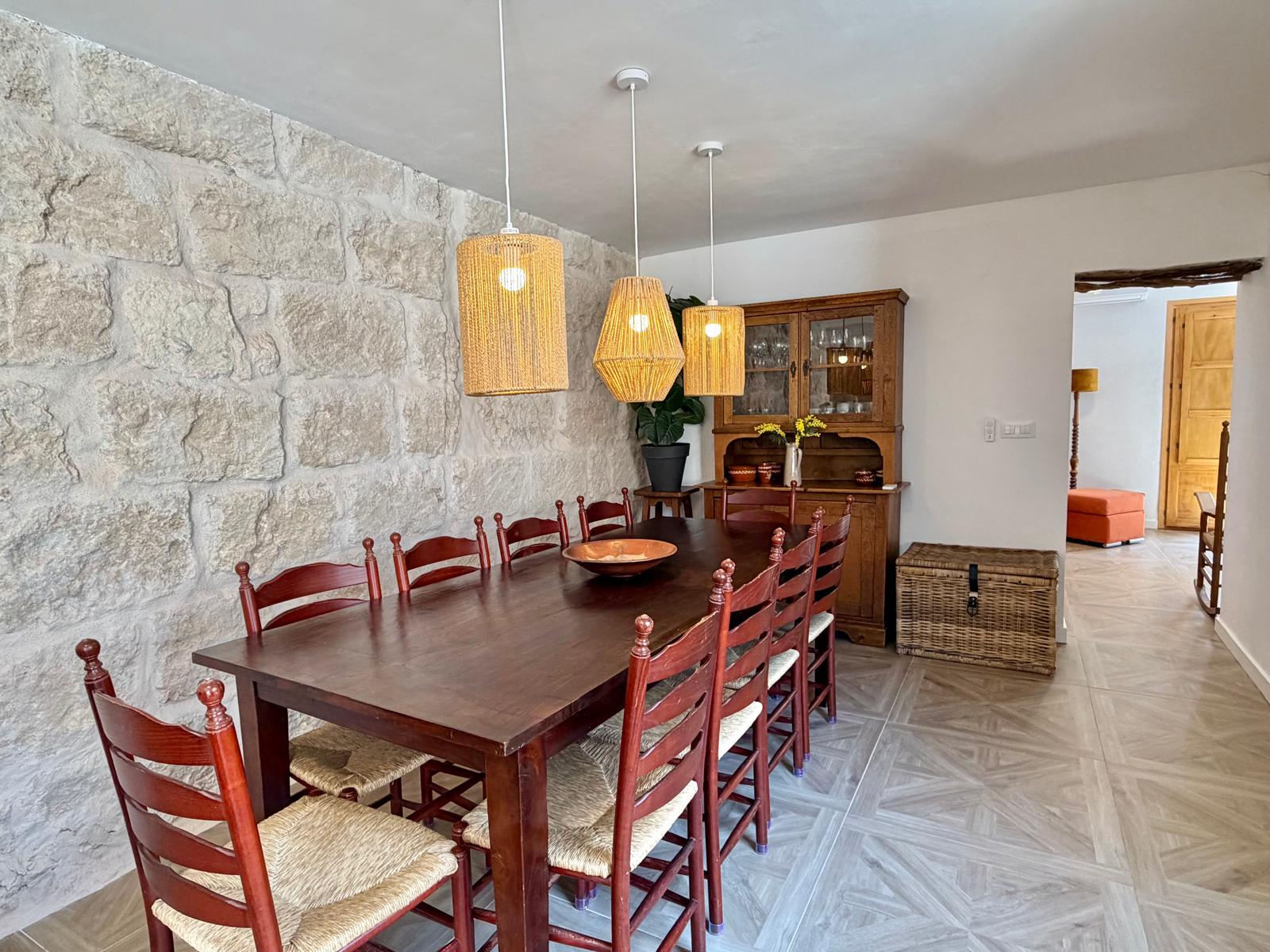 2-1YSL4C8 - Exklusives, vollständig renoviertes Dorfhaus zum Verkauf in Javea
