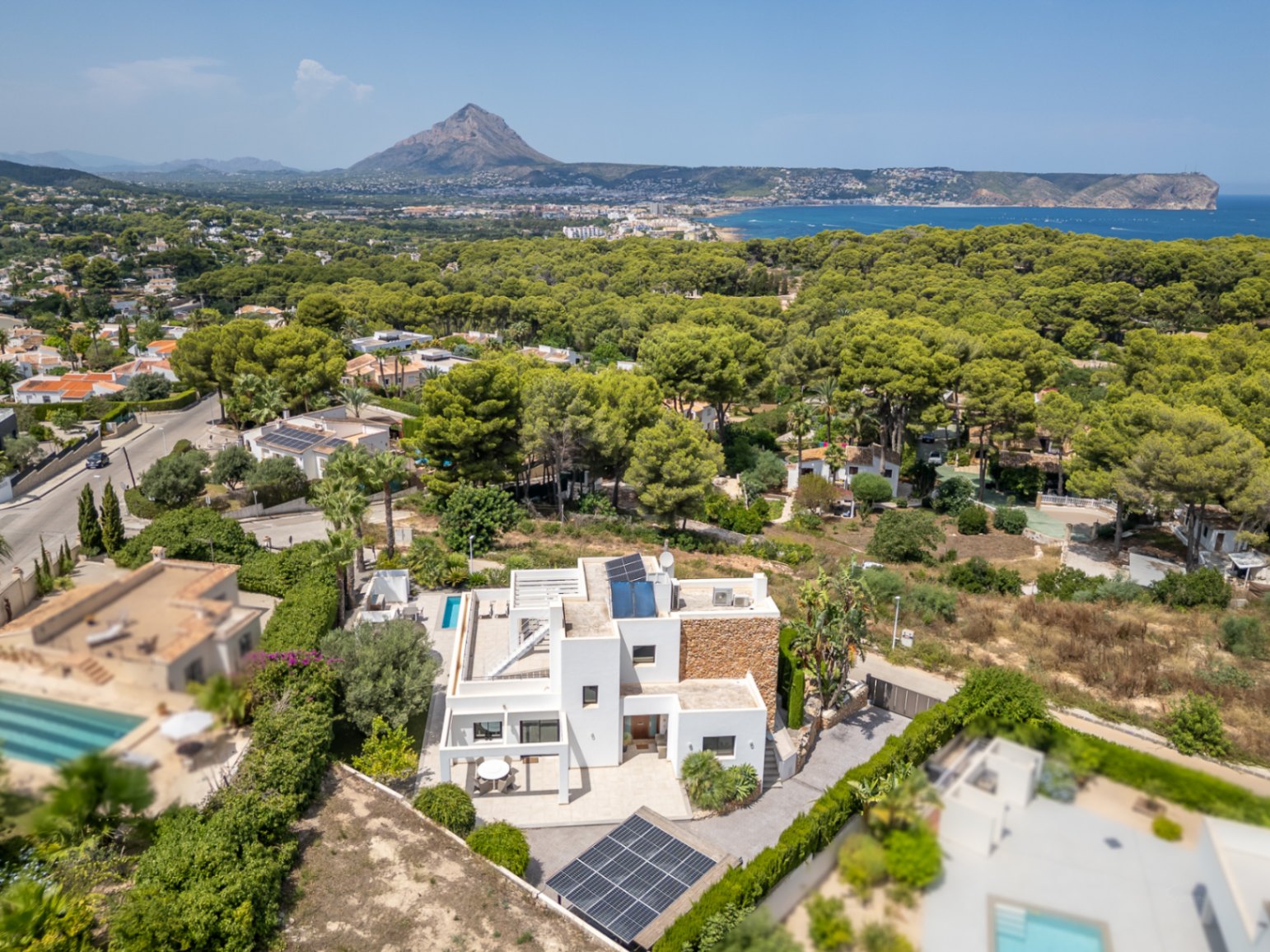 2-1CA7A38 - Villa moderna a la venta en El Portitxol, Jávea