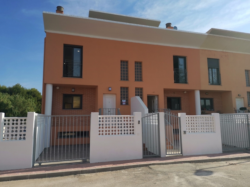 Maison de ville de 3 chambres à vendre à Els Poblets