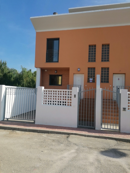 Maison de ville de 3 chambres à vendre à Els Poblets