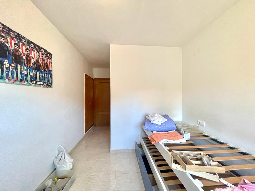Piso de 4 dormitorios y 4 baños completos en venta en Javes
