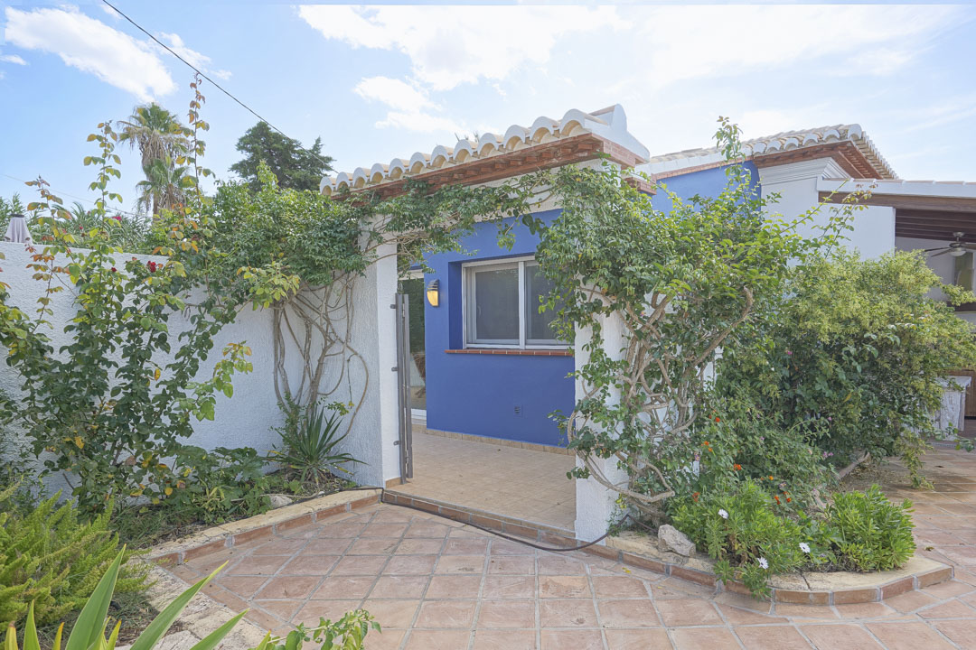 Prachtige gelijkvloerse villa te koop in El Montgo, Javea