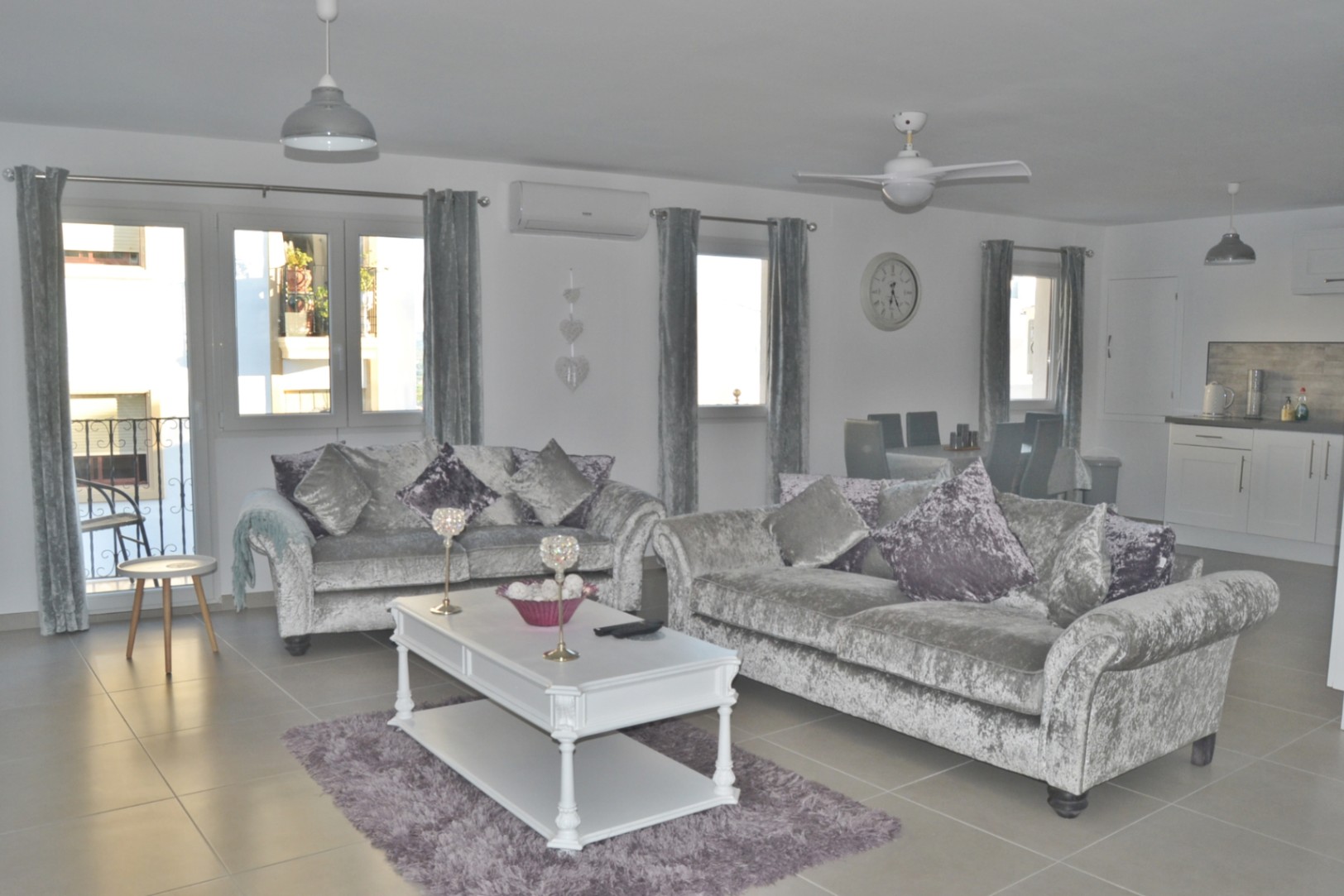 Volledig gerenoveerd appartement te koop in Javea
