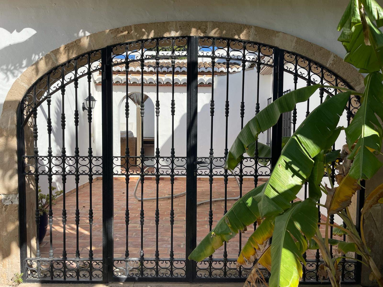 Sonnige Villa zum Verkauf in Tosalet de Javea