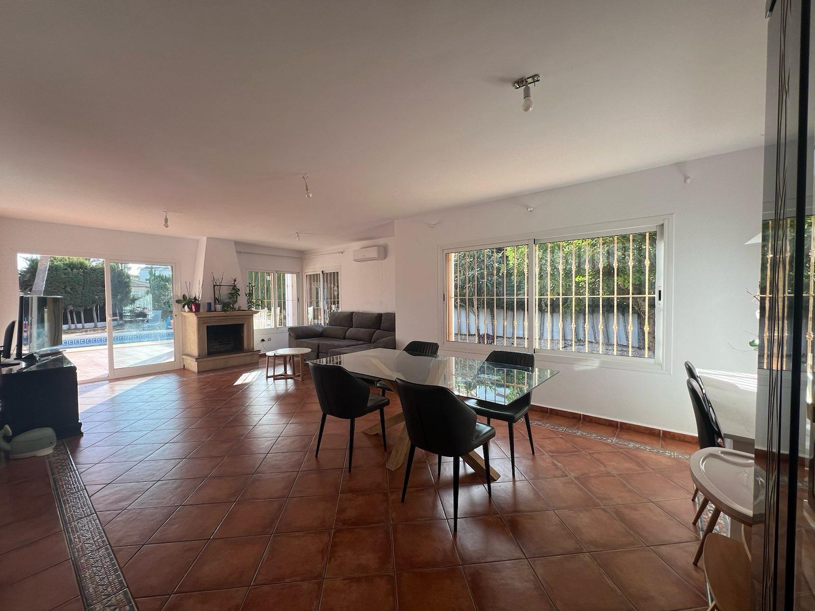 Villa zum Verkauf in Moraira in der Urbanisation Sol Park