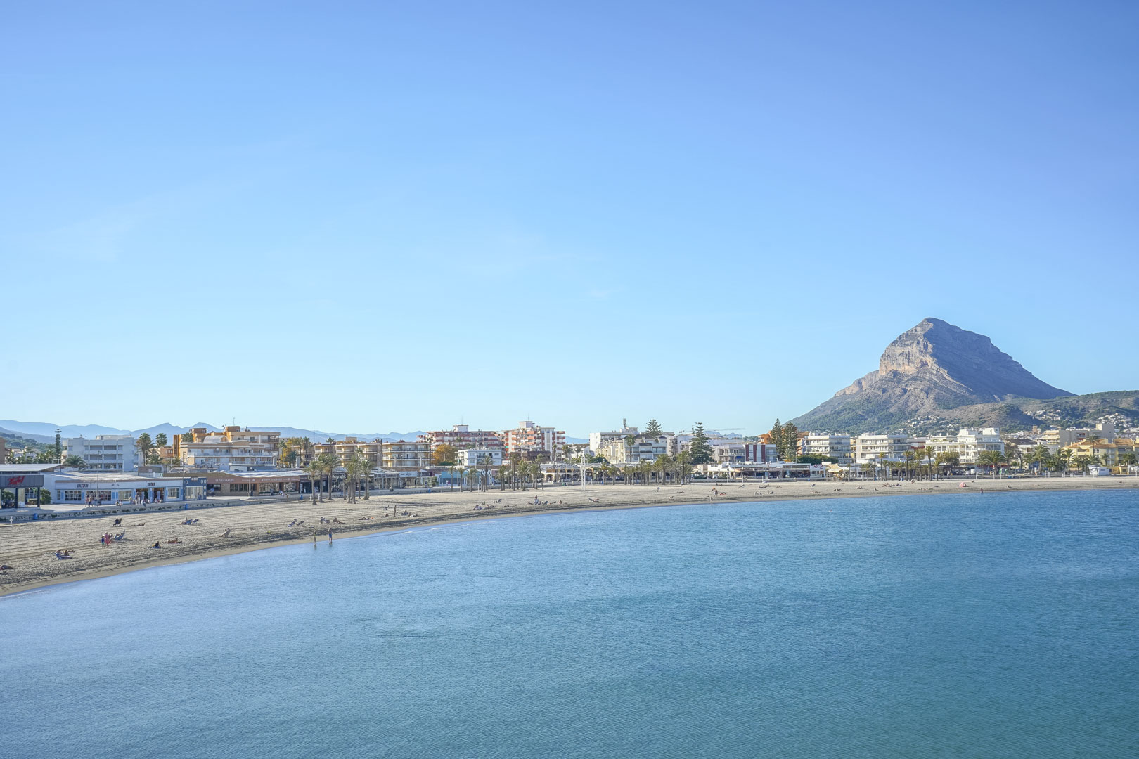 Duplex located on the ground floor for sale in Javea a few meters from Cala Blanca