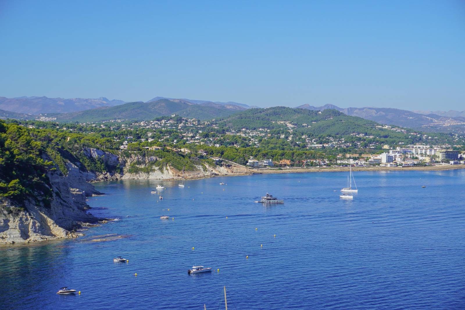 2-1QJZOVI - Erdgeschosswohnung mit 3 Schlafzimmern zum Verkauf, nur wenige Meter vom Strand von Javea entfernt