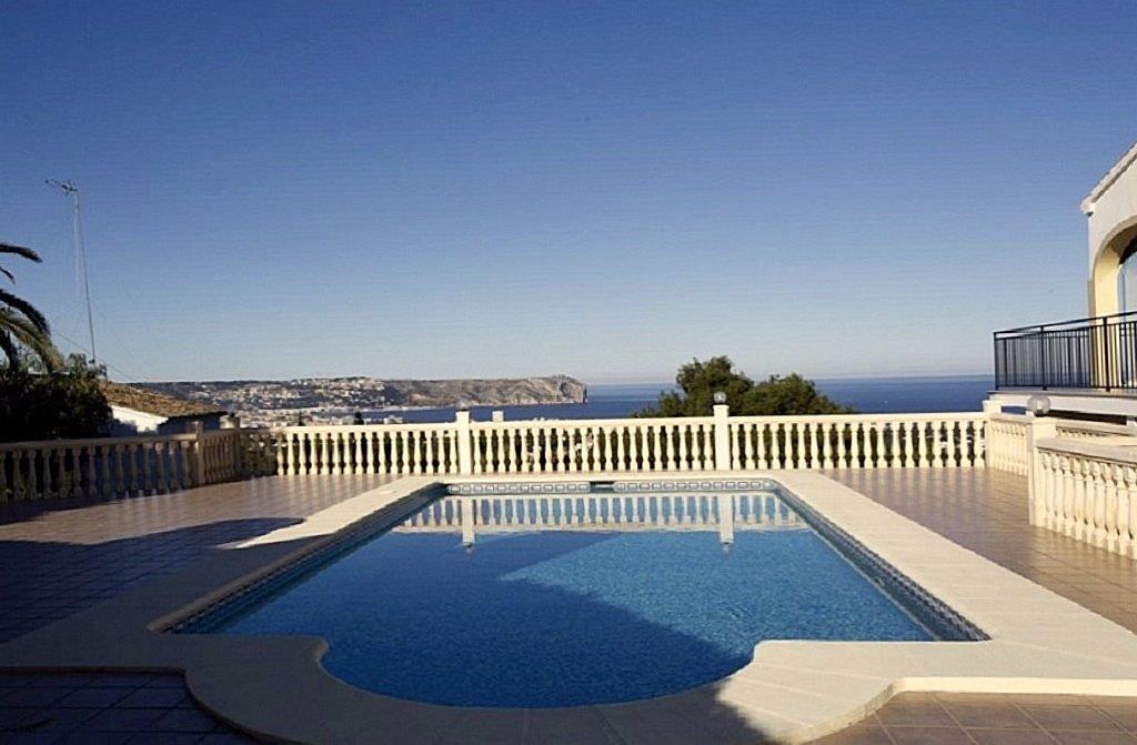 Villa en venta en Javea con vistas al mar