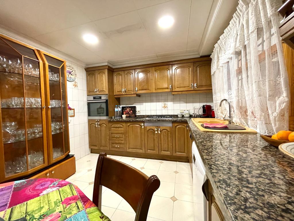 Apartamento de 4 dormitorios en venta en Javea