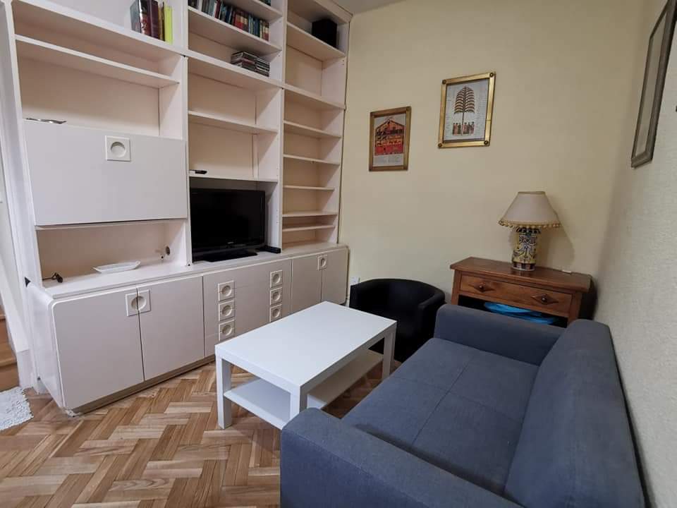 Flat for rent in Nuevos Ministerios, Rios Rosas