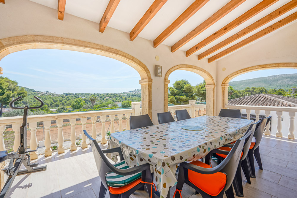Villa con guest house separata in vendita a Javea